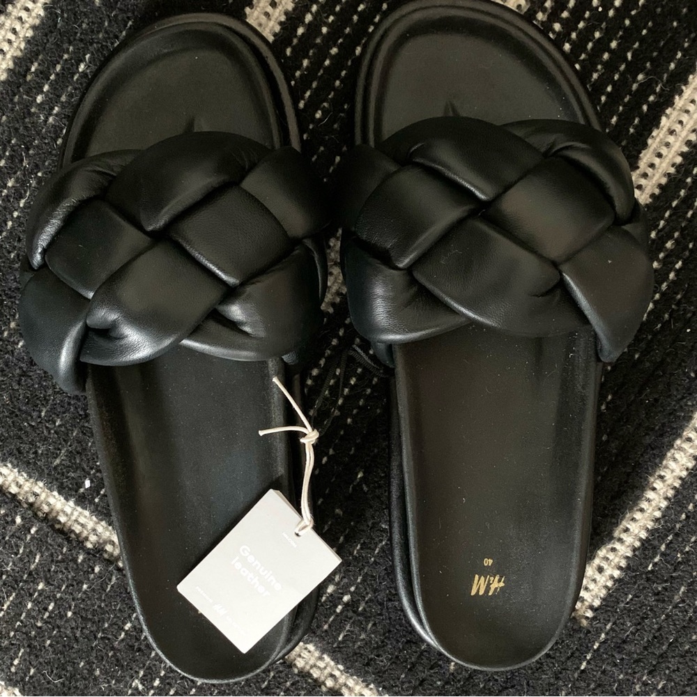 H&M PREMIUM LEATHER SLIDES | BLK | SZ40 | NEW